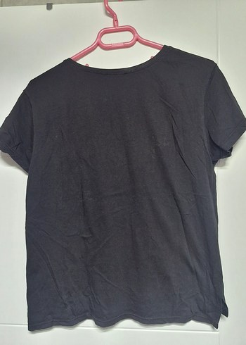 Kadın Siyah Baskılı Tişört - Görsel 3