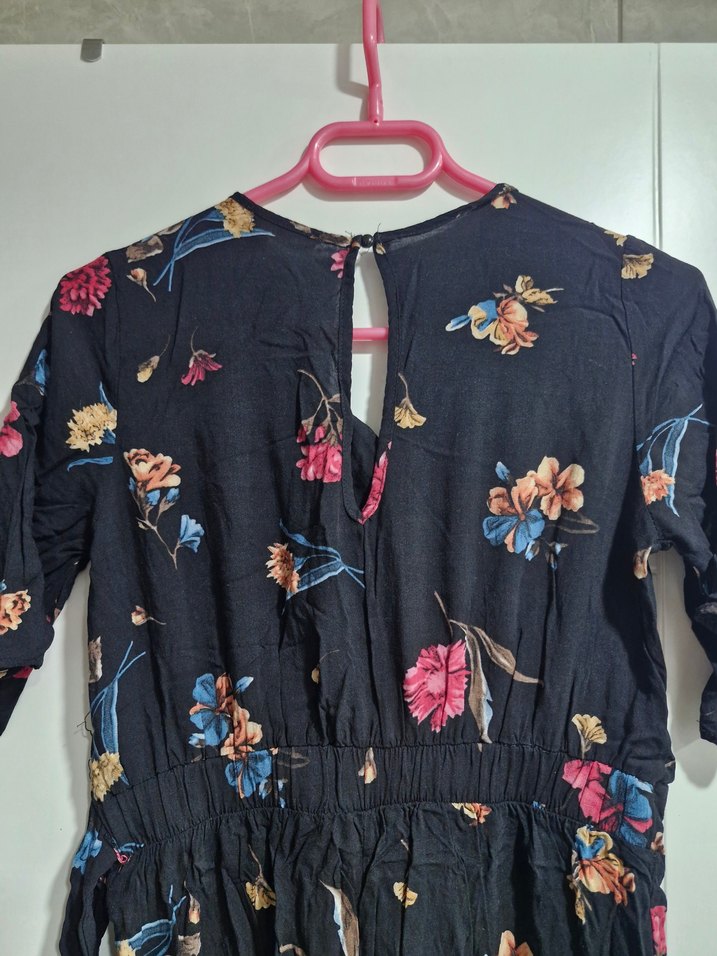 Çiçekli Tulum - Görsel 4