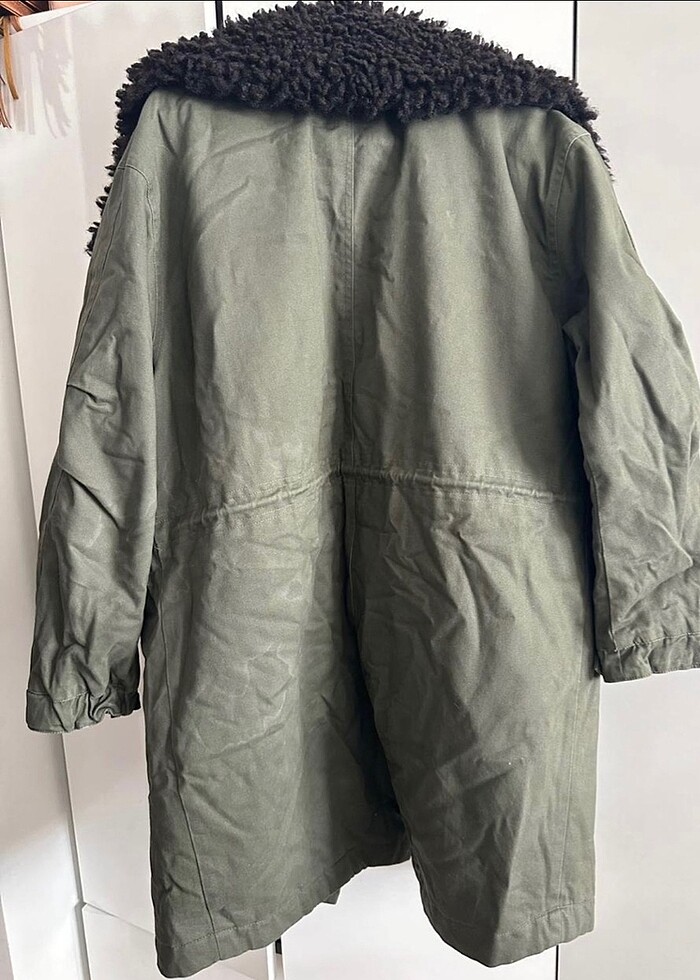 Yeşil kürklü Parka - Görsel 2