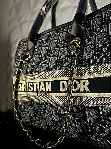  Beden siyah Renk Christian Dior Çanta