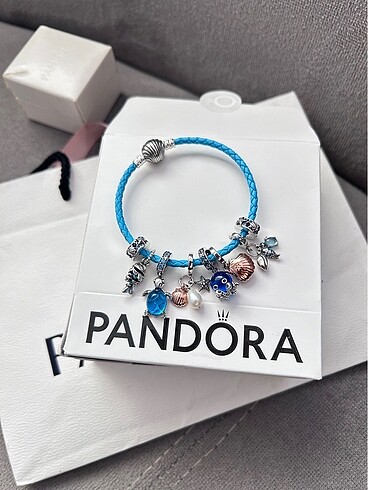 Pandora Mavi pullu balık charm