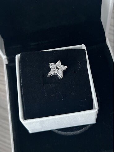 Pandora Pandora yıldız charm