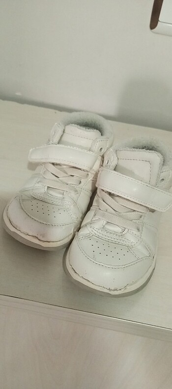 Zara, 25 numara unisex ayakkabı