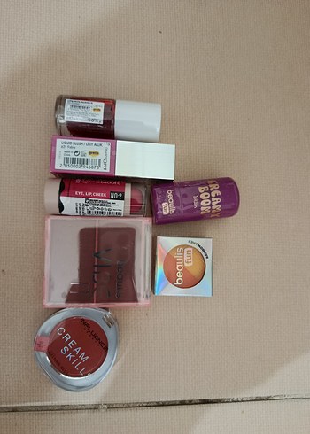 Ayak Bakım Seti: Krem, Kese, Jel Topuk Koruyucu - Görsel 8