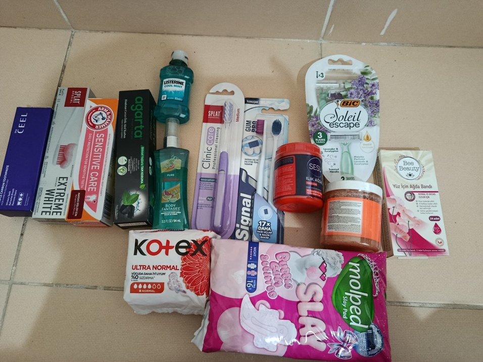 Ayak Bakım Seti: Krem, Kese, Jel Topuk Koruyucu - Görsel 5