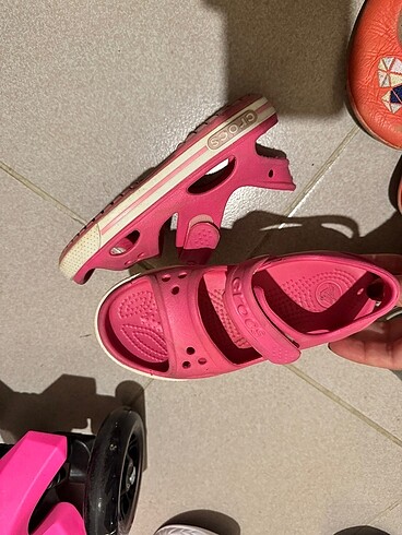 30 Beden Crocs sandalet