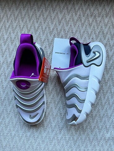 Nike Dynamo Go Flyease