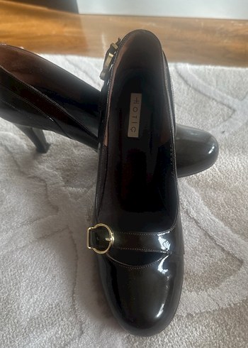 Kadın Siyah Tokalı Topuklu Ayakkabı - Görsel 4