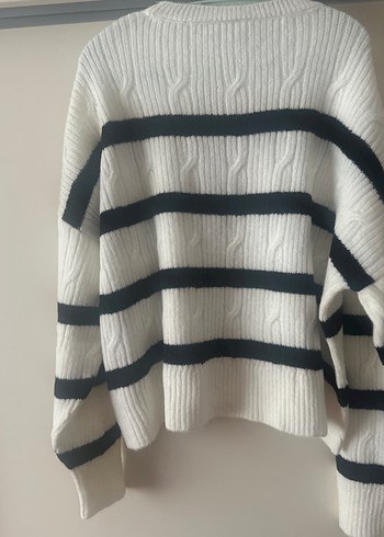 Gri Çizgili Örgü Kadın Kazak - Görsel 2