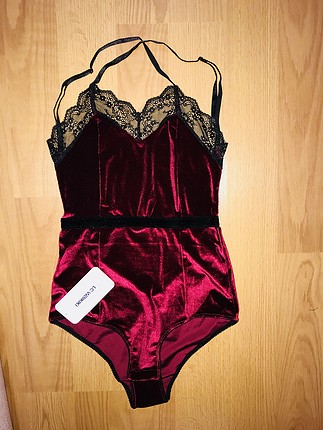 Bordo Kadife Dantelli Çıtçıtlı Body 