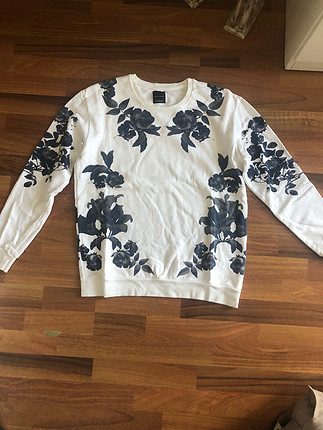 Zara sweatshirt