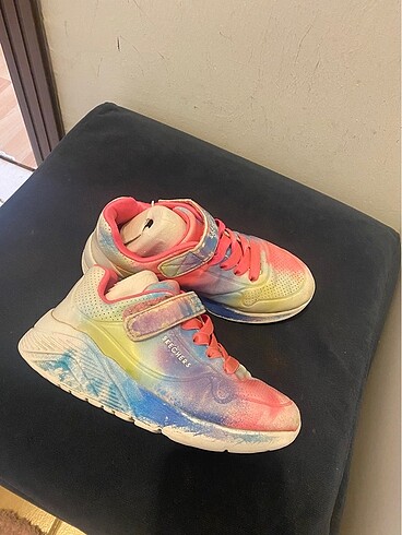 28 Beden Spor ayakkabı Skechers 28