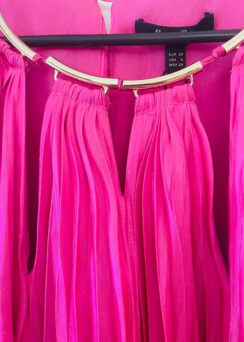 m Beden Orjinal Massimo Dutti Pilise Detaylı Pembe Uzun Elbise