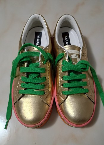 Marc Jacobs Altin Renginde Yesil Bagcikli Kadin Sneakers