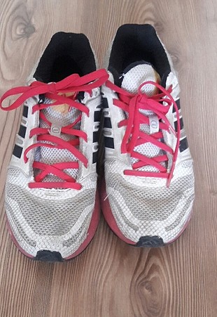 adidas boost spor ayakkabı 38.5 numara orjinal indirim yapilir