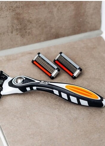 BIC Hybrid 5 Flex Erkek Tıraş Bıçağı 1 Sap ve 2 Yedek Başlık (5  - Görsel 3
