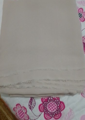 Diğer Bej rengi şifon kumaş 6.5 metre