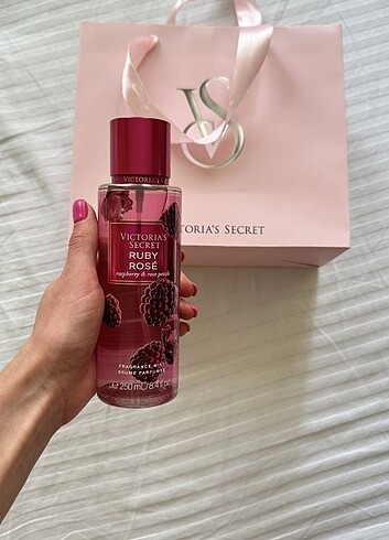 Victoria's Secret ruby Rose