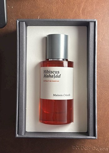Diğer Hibiscus Mahajad Parfümü