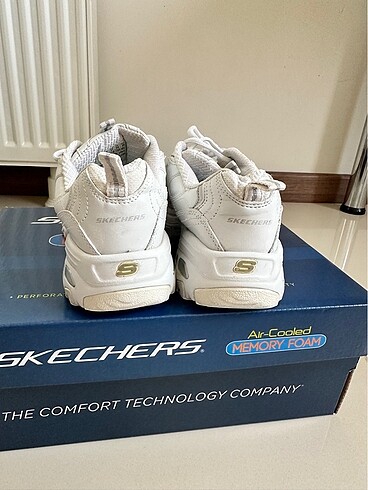 37 Beden Skechers d?lites