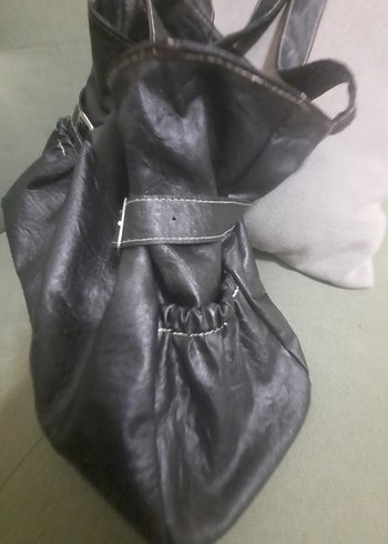 Beden Siyah Deri Tokalı Kadın Çanta