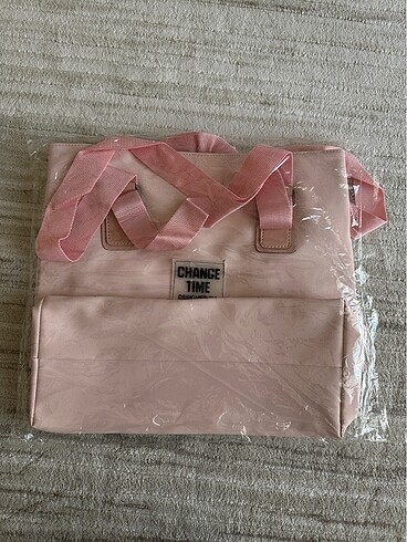 Pembe Çanta