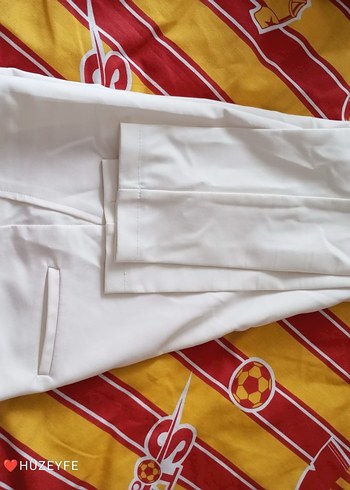 Dantel Detaylı Beyaz Kadın Kumaş Pantolon - Görsel 4