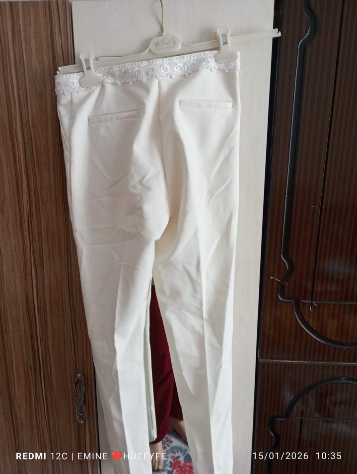 Dantel Detaylı Beyaz Kadın Kumaş Pantolon - Görsel 2