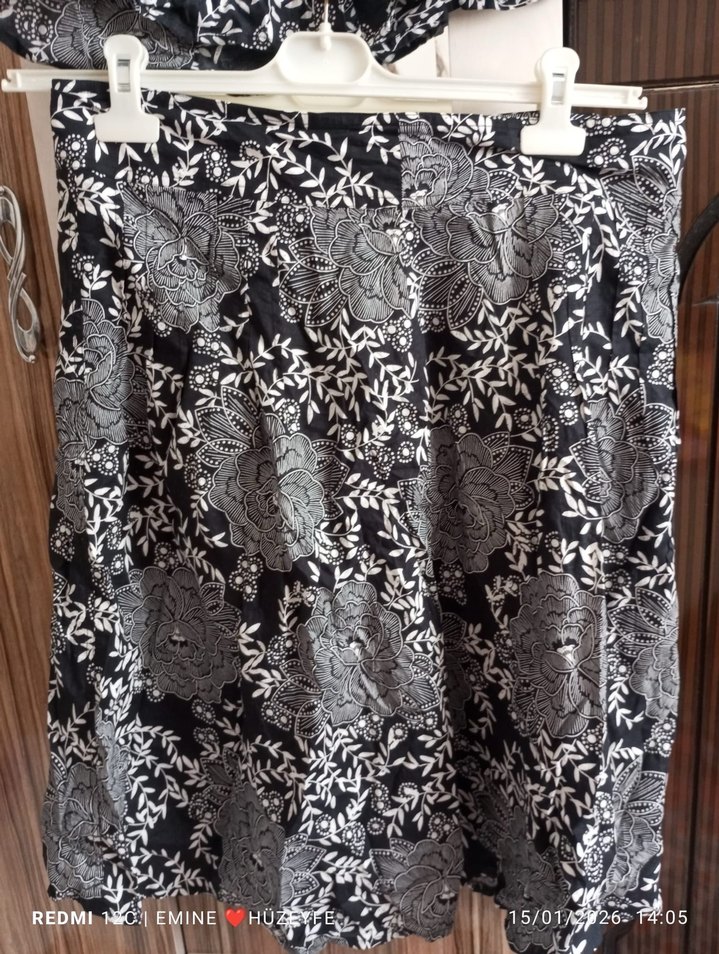 Gri Kısa Mini Salaş Yılan Desenli Kadın Elbise - Görsel 4