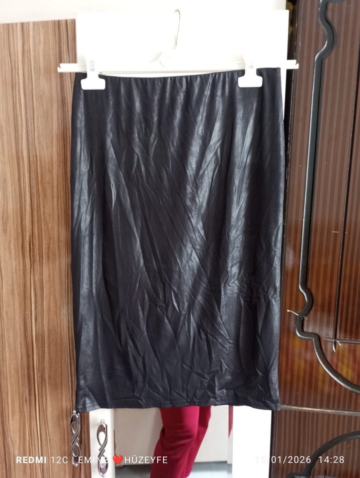 Siyah Deri Uzun Kadın Etek - Görsel 2