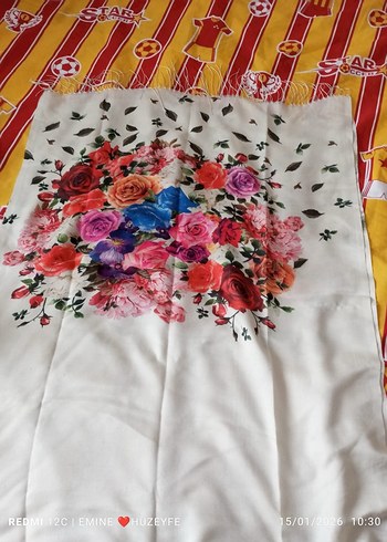 Çiçek Desenli Bohem Kadın şal - Görsel 2