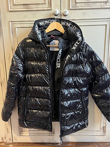 Moncler parlak mont, unisex çocuk montu