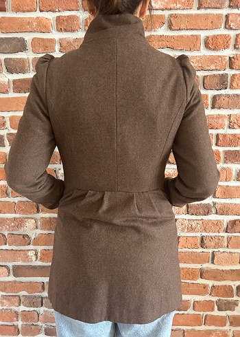 Kahverengi Çift Düğmeli Kaban - Görsel 3