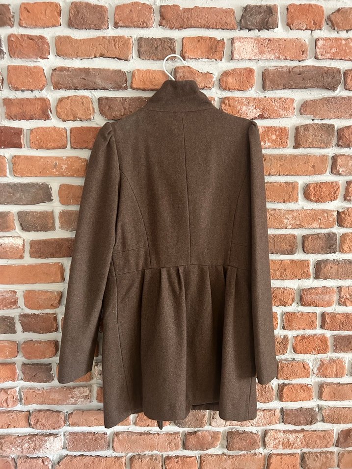 Kahverengi Çift Düğmeli Kaban - Görsel 4