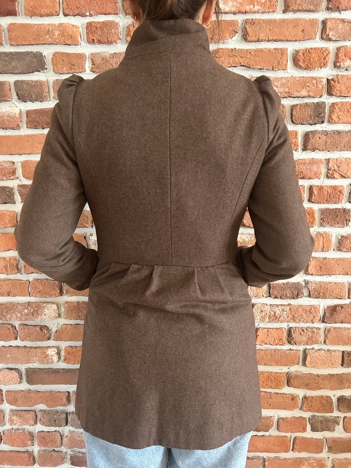 Kahverengi Çift Düğmeli Kaban - Görsel 3