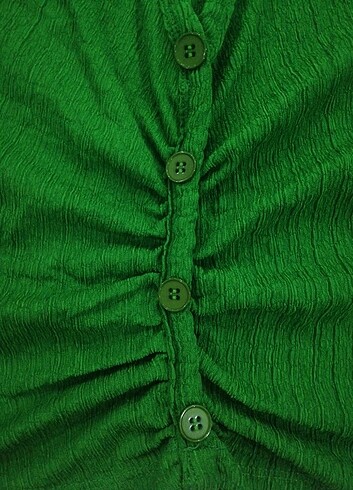 l Beden Yeşil büzgülü bluz