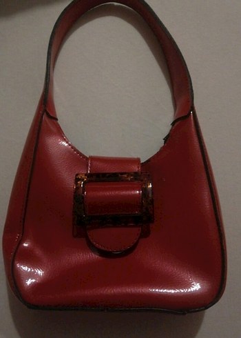 Kırmızı Parlak Deri Kadın Çantası - Görsel 5
