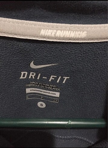 s Beden Nike Koşu Ceketi
