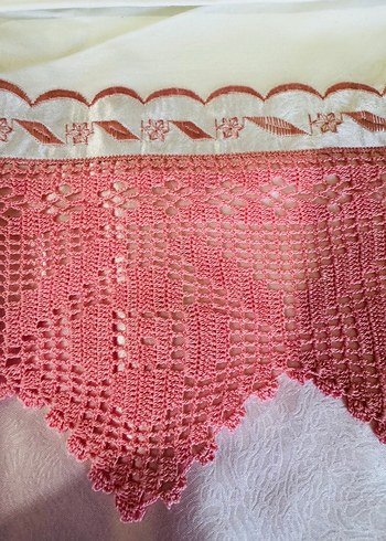 Dantel Nakışlı Pembe Yatak Örtüsü Takımı - Görsel 4