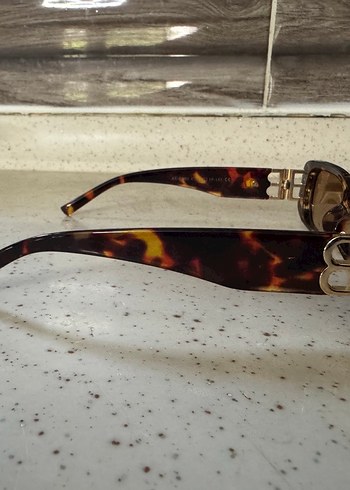 Klasik Kahverengi Şeffaf Kadın Güneş Gözlüğü - Görsel 2