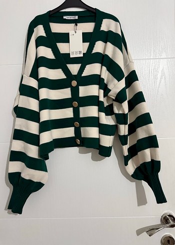 Çizgili V Yakalı Örgü salaş Hırka - Görsel 2