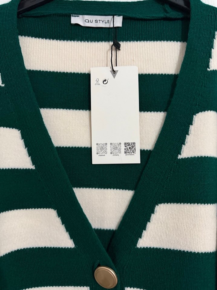 Çizgili V Yakalı Örgü salaş Hırka - Görsel 3