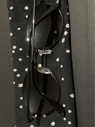 siyah güneş gözlüğü - Görsel 2