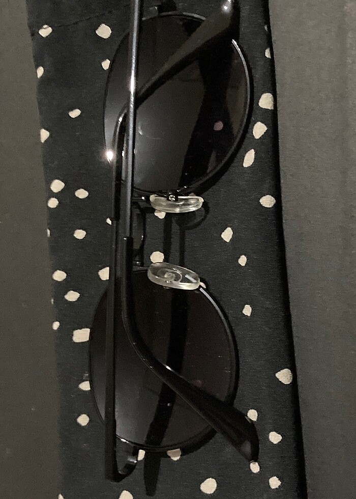 siyah güneş gözlüğü - Görsel 2