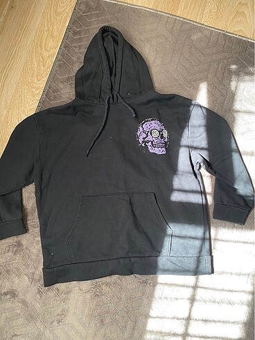 oversize sweatshirt