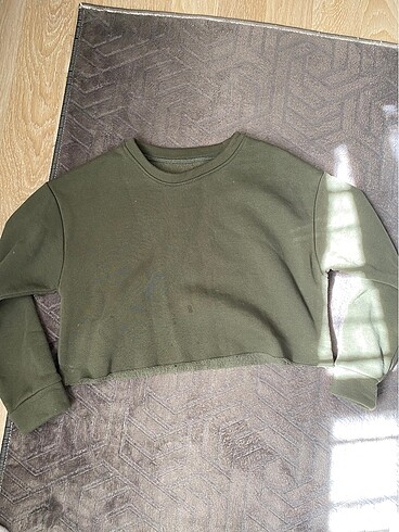 crop sweat