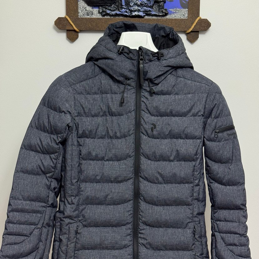 Peak Performance Kapüşonlu Kadın Şişme Mont - Görsel 5