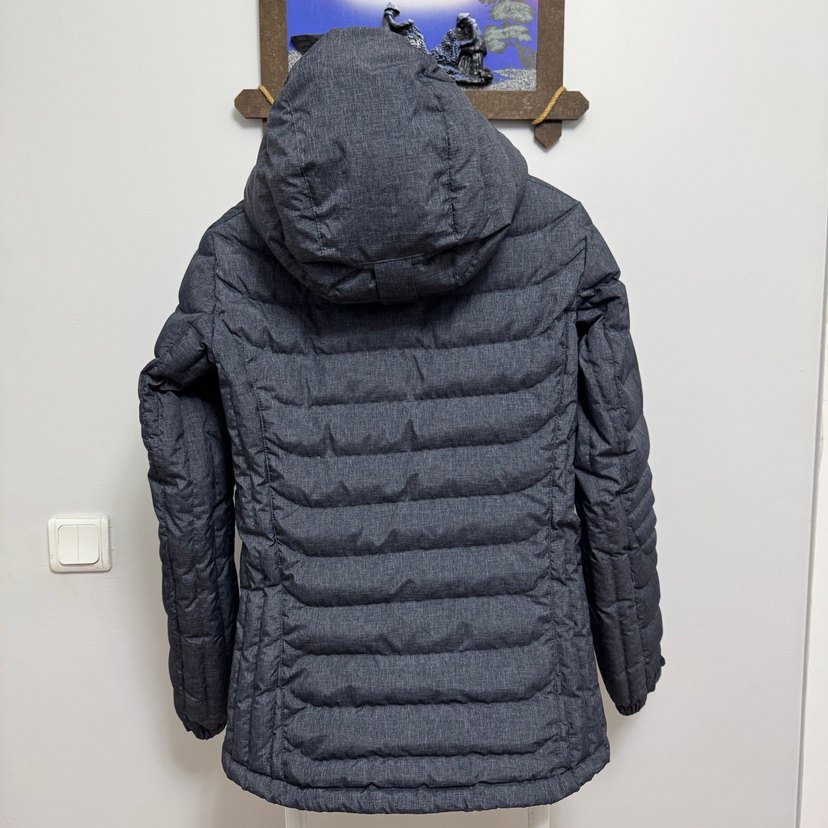 Peak Performance Kapüşonlu Kadın Şişme Mont - Görsel 4