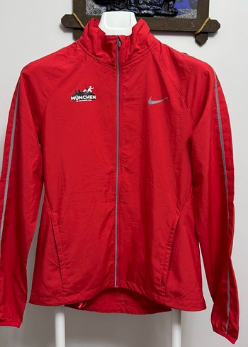 Nike Kırmızı Fermuarlı Kadın Eşofman Üstü - Görsel 3