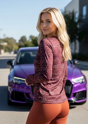 Under Armour Kadın Bordo Batik Desenli Uzun Kollu Bluz - Görsel 2